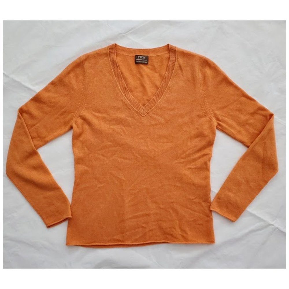 Cashmere Fenn Wright Manson Sweater Dark Peach V-Neck Rolled Hem Sz M Old Money